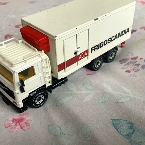Siku super volvo f10 - siku,
