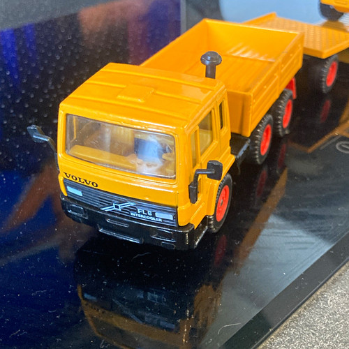 Siku volvo fl6 - siku,