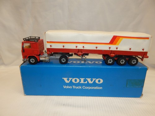 Siku volvo f10 with - volvo, tri
